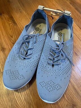 New Earth Spirit Women's Size 9 Gray Casual Shoes